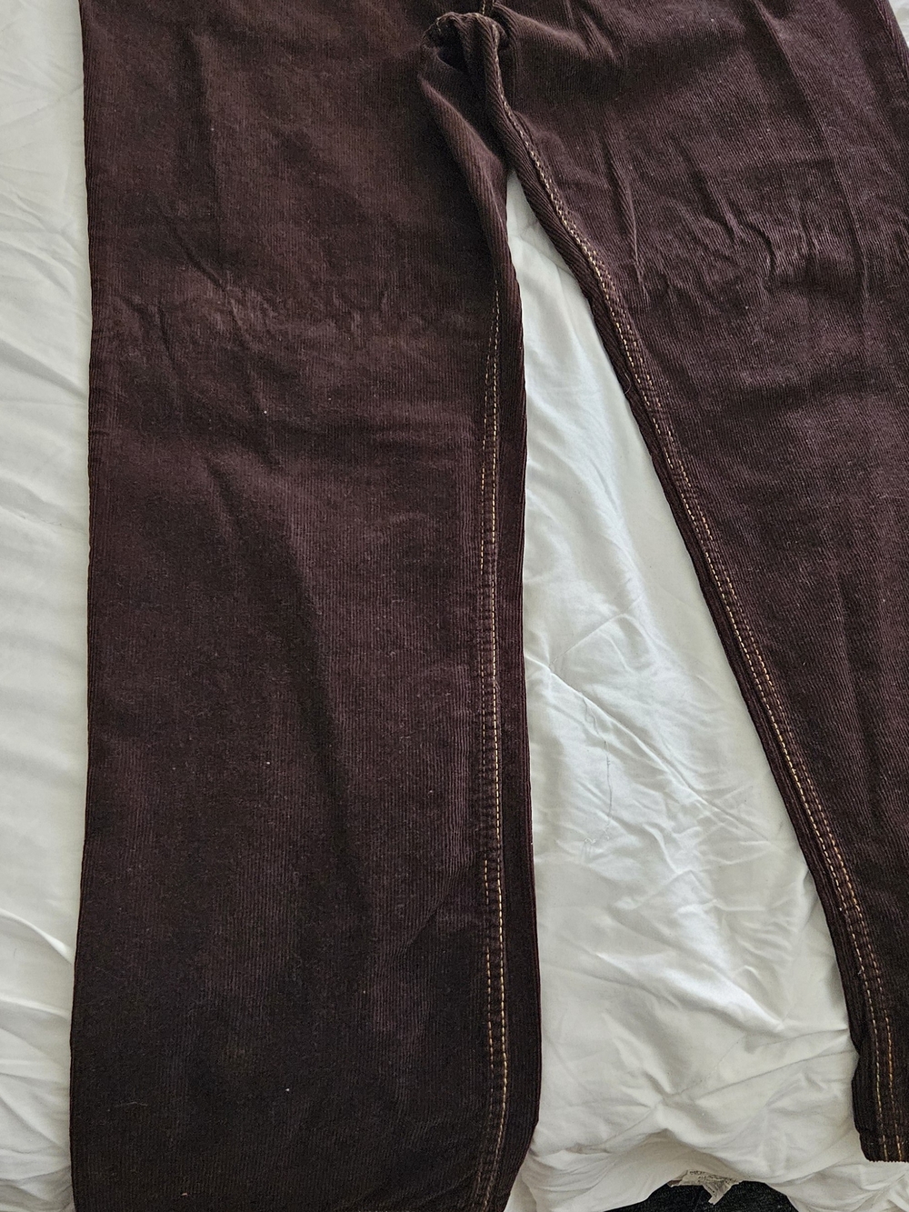 Tommy Hilfiger Deep Burgundy-brown Corduroy Pocket Pants with Contrast Stitching - Picture 5 of 8